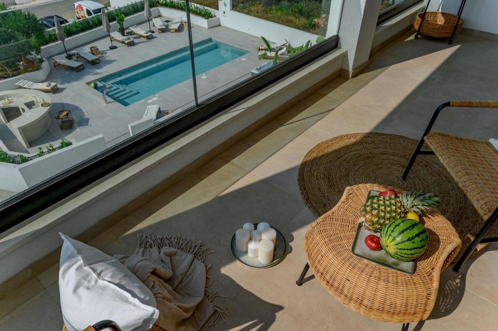 Luxury Villa Del Sogno With Pool, Jacuzzi, Parking Okrug Gornji Ngoại thất bức ảnh