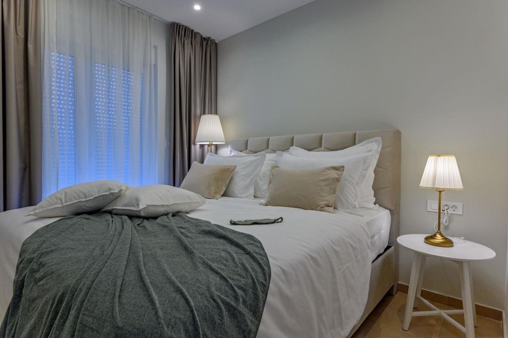 Luxury Villa Del Sogno With Pool, Jacuzzi, Parking Okrug Gornji Ngoại thất bức ảnh