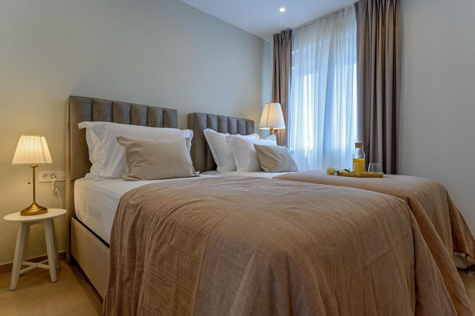 Luxury Villa Del Sogno With Pool, Jacuzzi, Parking Okrug Gornji Ngoại thất bức ảnh